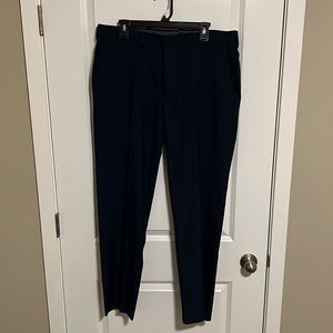 Haggar Mens Slim Fit Premium Dress Pant - Navy - 36x32